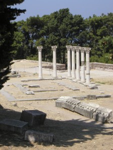 Temple of Apollo at Asclepion. Credit: Wikimedia Commons.